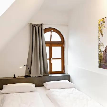 Vinotel Weinstrasse Herxheim am Berg Exterior photo