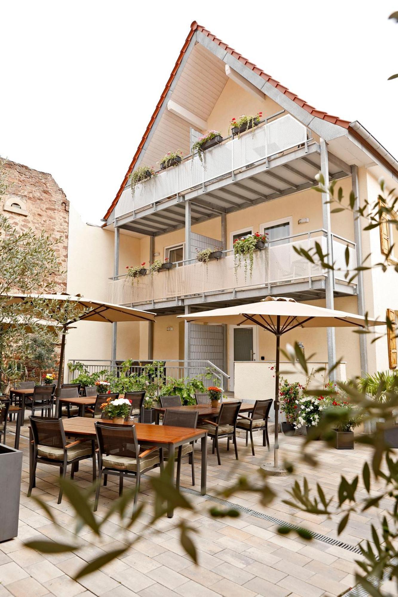 Vinotel Weinstrasse Отель типа 
